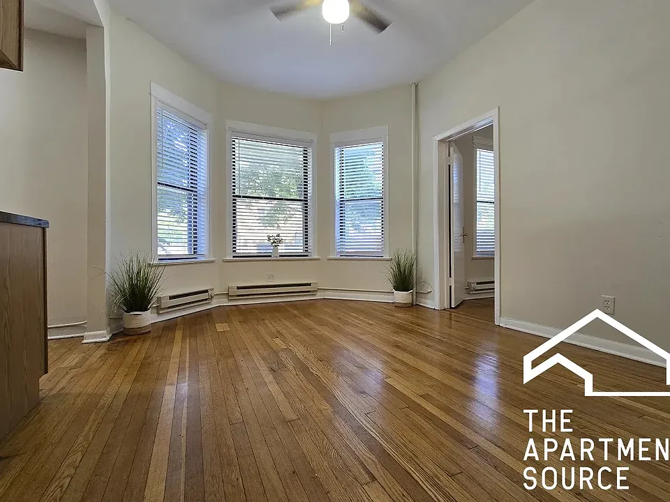 925 W Waveland Ave #1A
