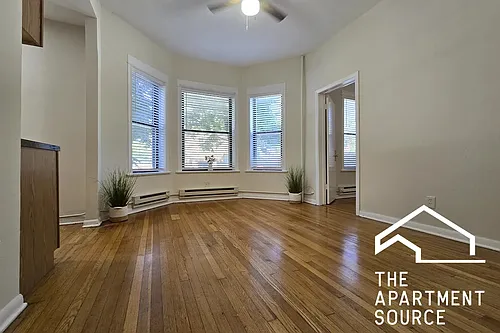 925 W Waveland Ave #1A Photo 1