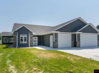 3117 Buttercup Trl, Mankato, MN 56001
