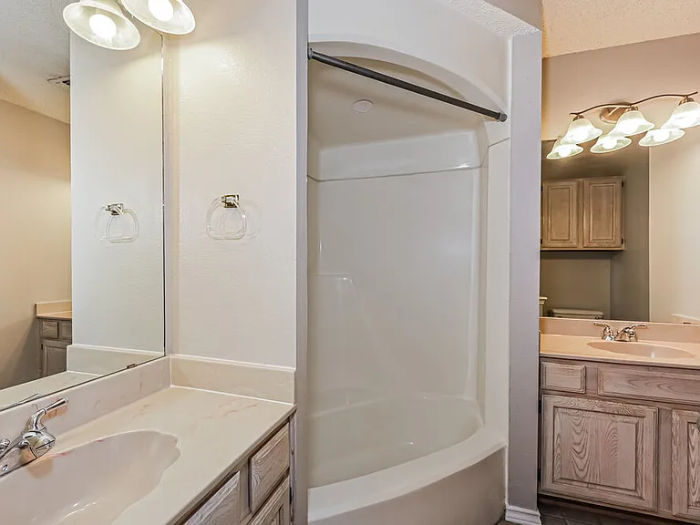 910 Blue Jay Dr — Photo 12