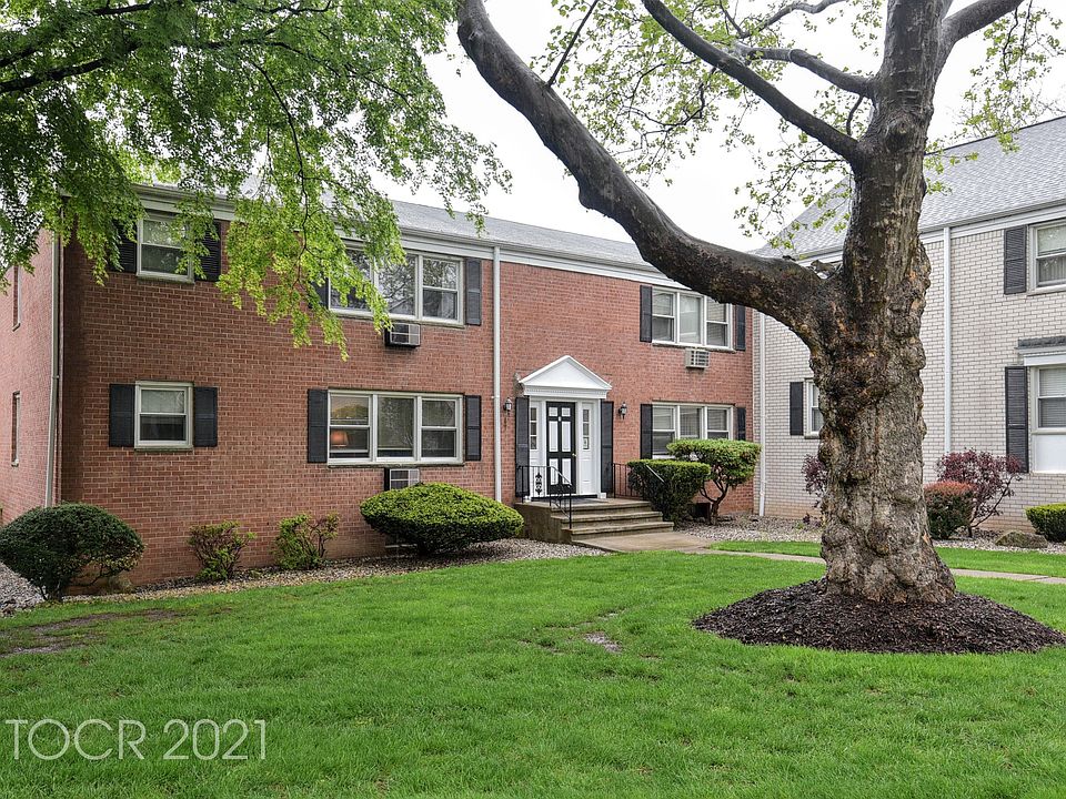 1st image of 7 Oxford Ct APT 7901