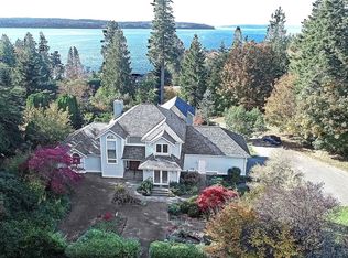 4193 S Camano Dr, Camano Island, WA 98282