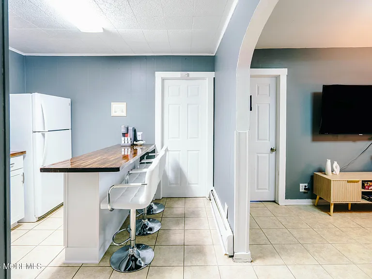 13 Decatur Ave #C — Photo 2
