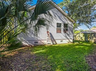 828 Division St, Fernandina Beach, FL 32034