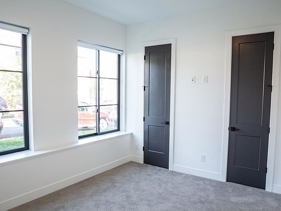 4th image of 3295 N Navajo St #1436