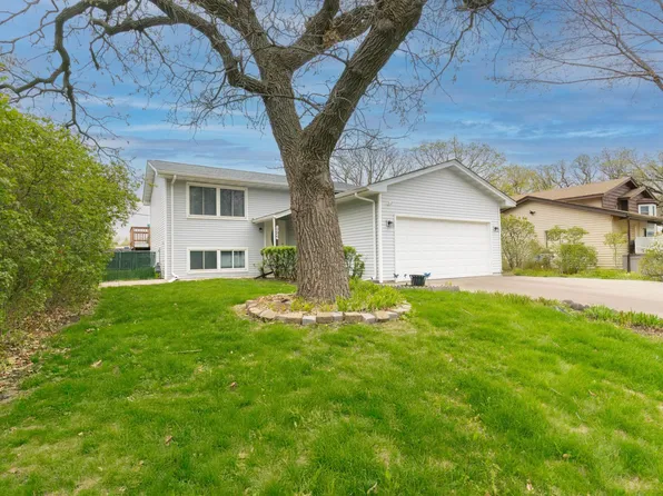 8024 Irving Ave N, Brooklyn Park, MN 55444