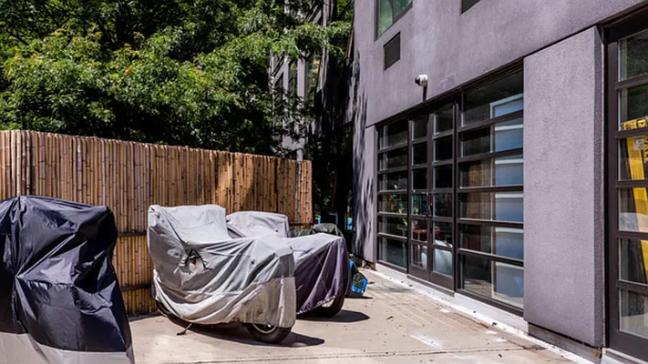 Rented by Nooklyn NYC LLC | media 60