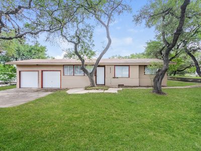 8932 Easy St, Garden Ridge, TX, 78266
