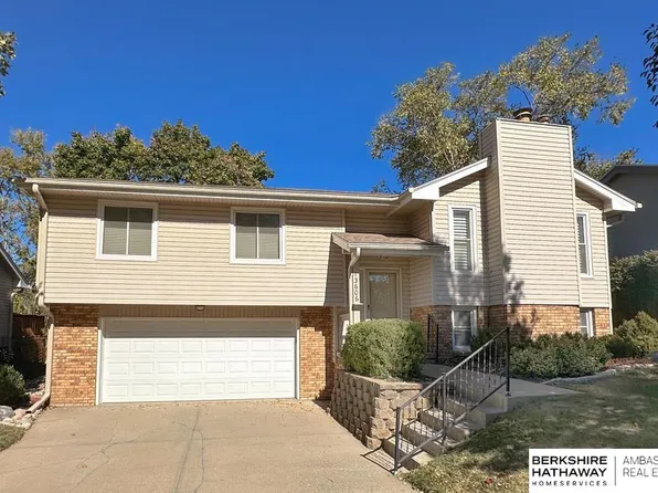13606 Atwood Ave, Omaha, NE 68144