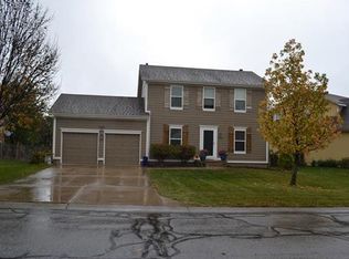 15281 S Wyandotte Dr, Olathe, KS 66062