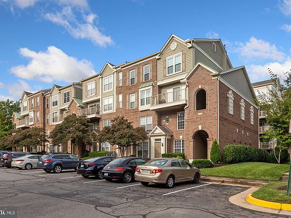 2nd image of 4102 Vanderbilt Ct