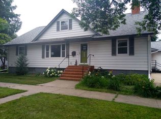 118 E 4th Ave, Redfield, SD 57469