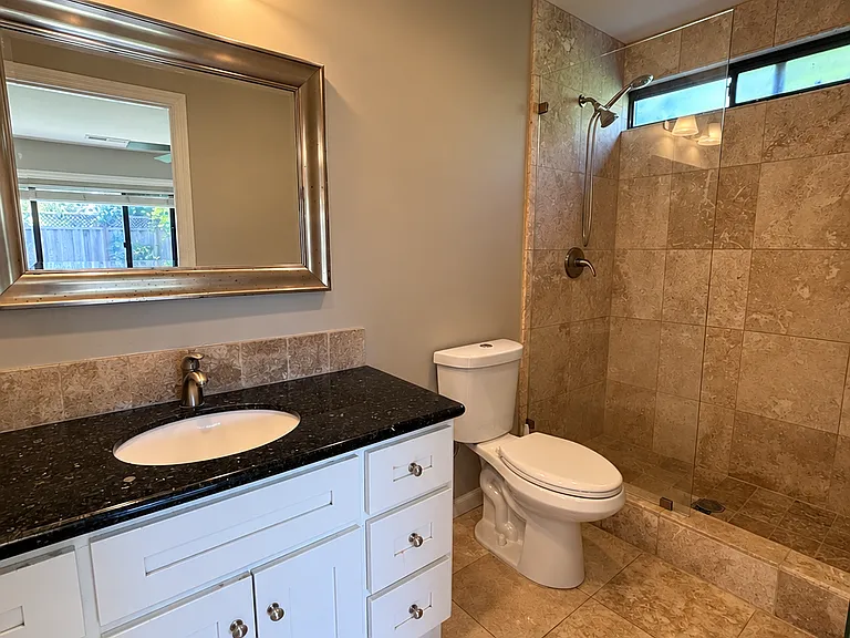 2348 Sawyer Ct — Photo 26