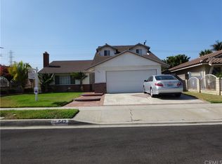 542 E Cheriton Dr, Carson, CA 90746