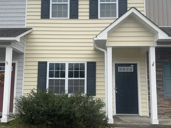 626 Ebb Tide Ln, Sneads Ferry, NC 28460