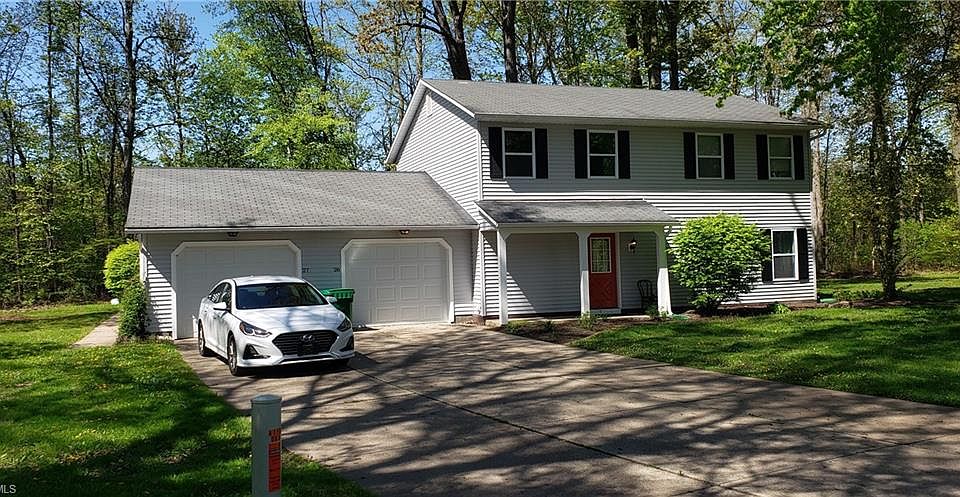 1st image of 26/27 Williamsburg Ct