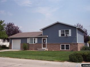 1709 E J St, Torrington, WY 82240