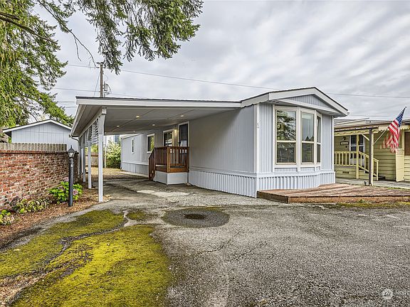 2nd image of 18501 52nd Avenue W #1