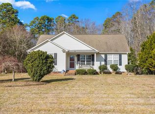2220 Foxfire Ln, Burlington, NC 27217