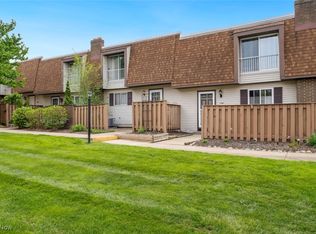 6468 State Rd APT L11, Parma, OH 44134