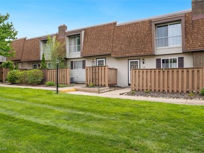 6468 State Rd APT L11, Parma, OH, 44134