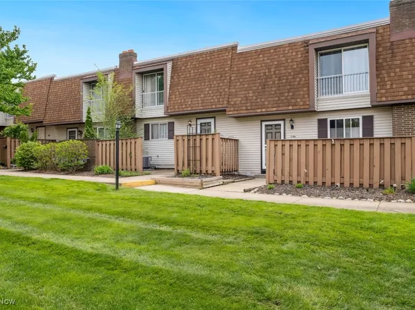 6468 State Rd APT L11, Parma, OH 44134