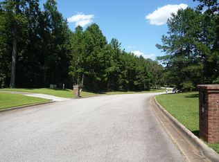 144 Winnstead Dr, Leesburg, GA 31763