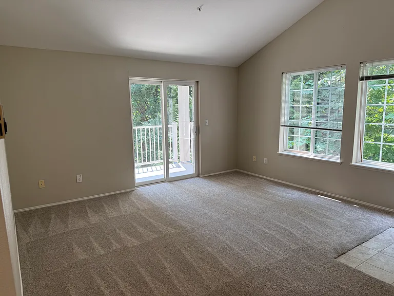 1688 118th Ave SE #B304 — Photo 13