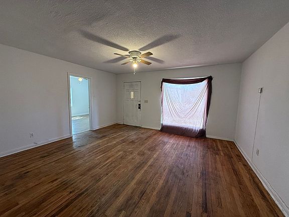 5th image of 709 E 14th St