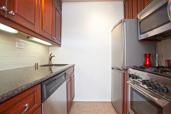 Rented by BLU Real Estate | media 5