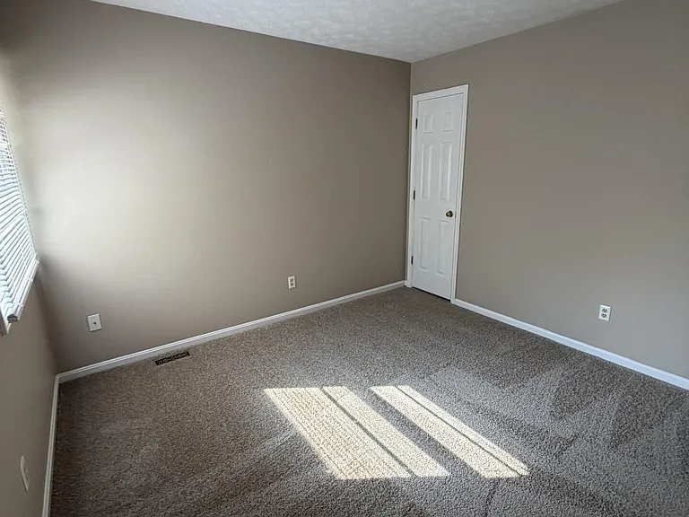 1100 Turkey Foot Rd #6 — Photo 16