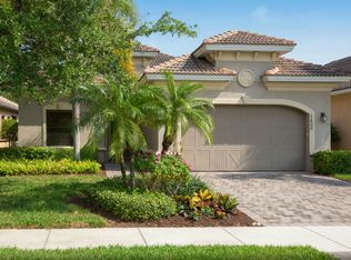 1406 Serrano Cir, Naples, FL 34105