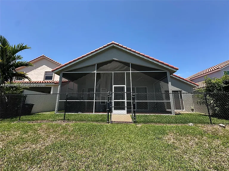22040 Altona Dr — Photo 21