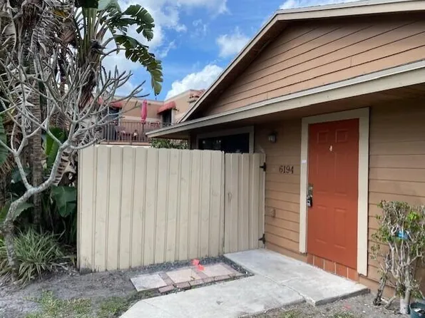 6194 Seven Springs Blvd, Greenacres, FL 33463