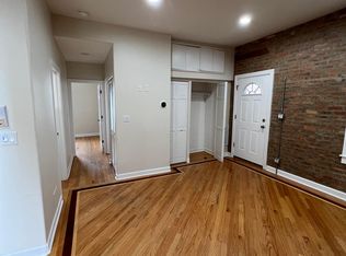 2318 W Augusta Blvd #2B, Chicago, IL 60622