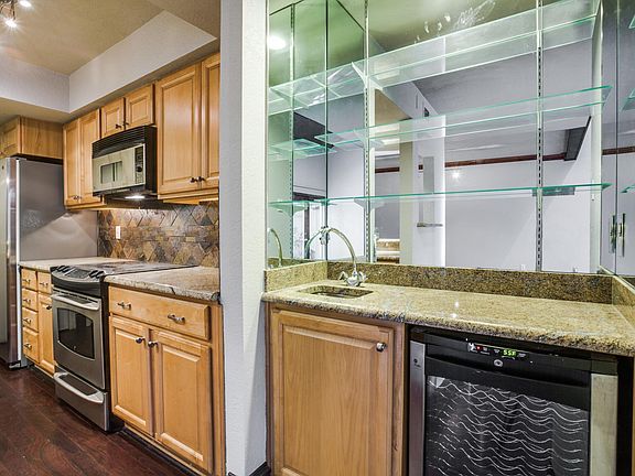 Wet bar with wine fridge