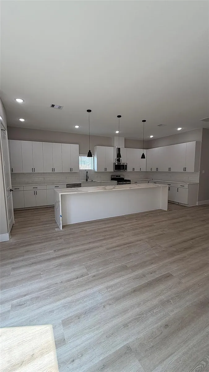 Building Photo - 2607 Piemonte Avenue Cir
