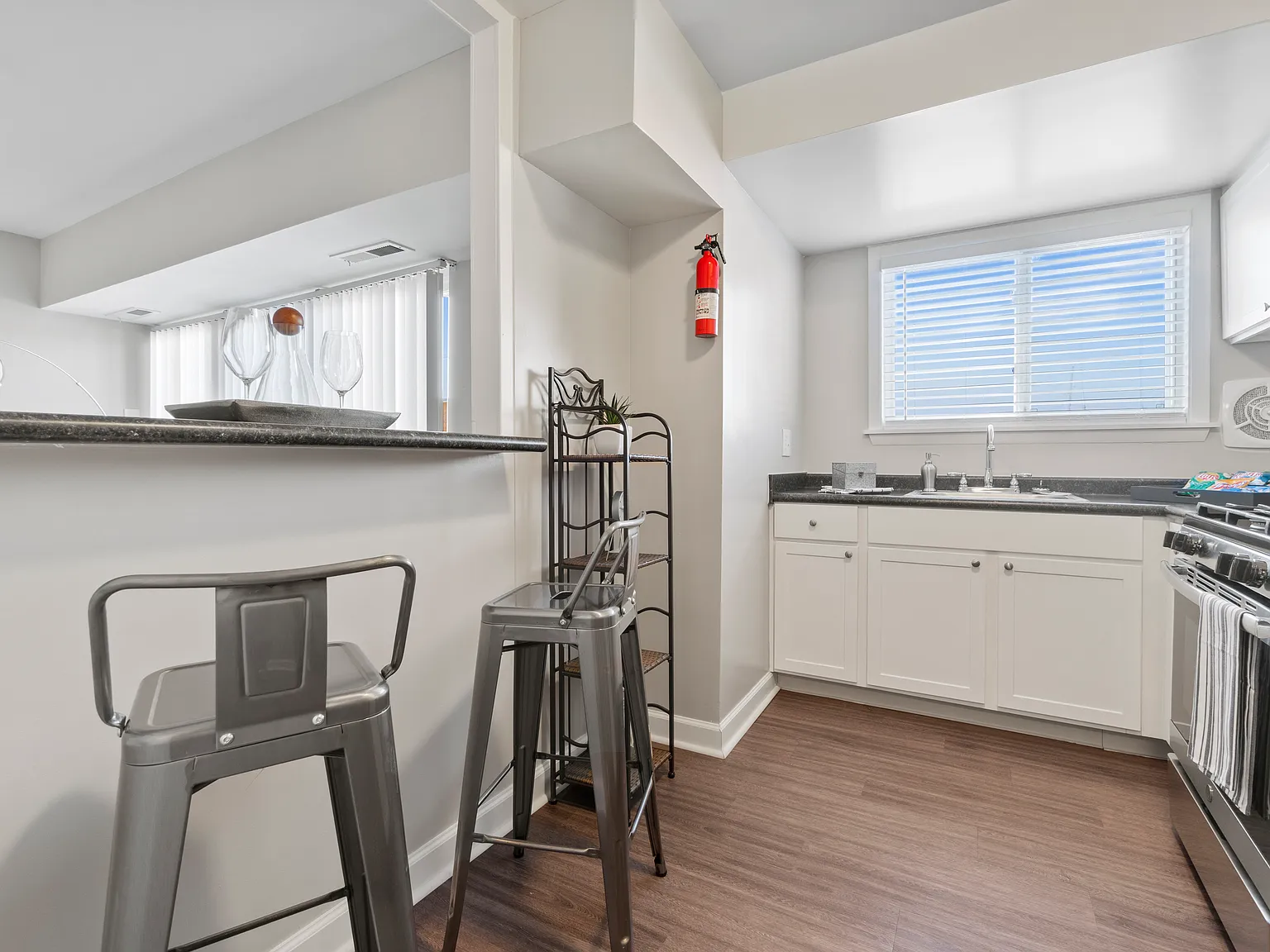 404 Rivertowne Apartment Homes — Photo 3