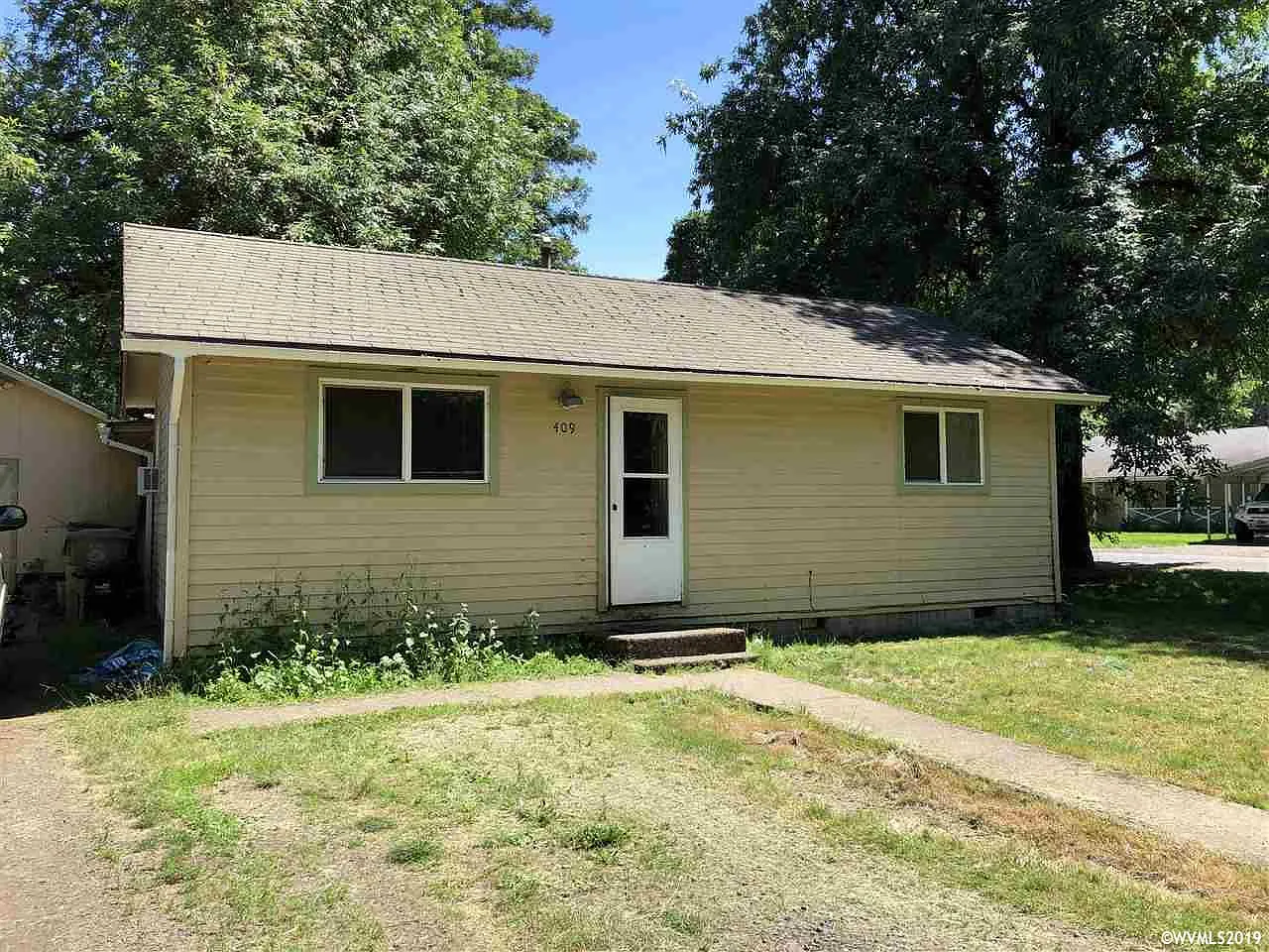 409 16th Ave photo 1