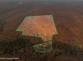 5472 Minks Pond Rd, Bushkill, PA 18324