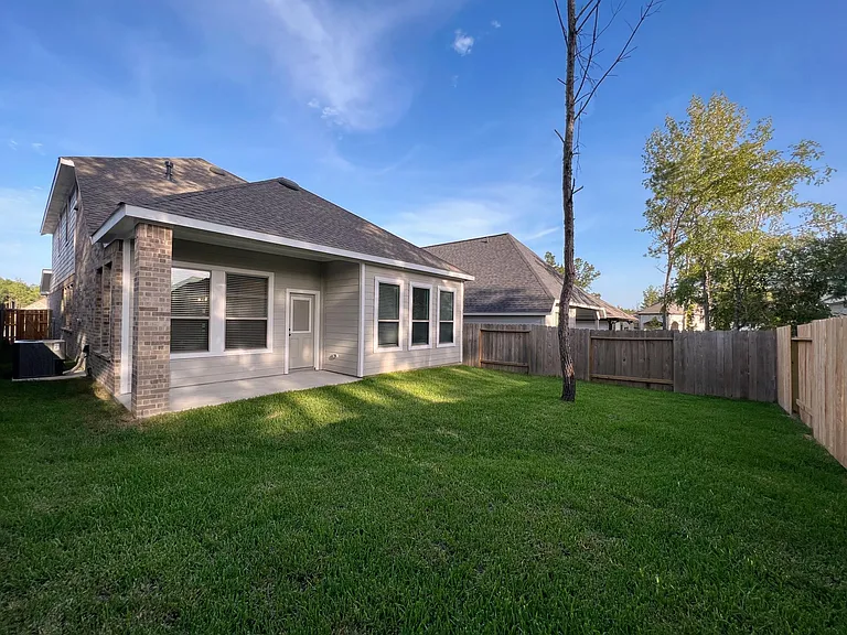 313 Rise Ln — Photo 18