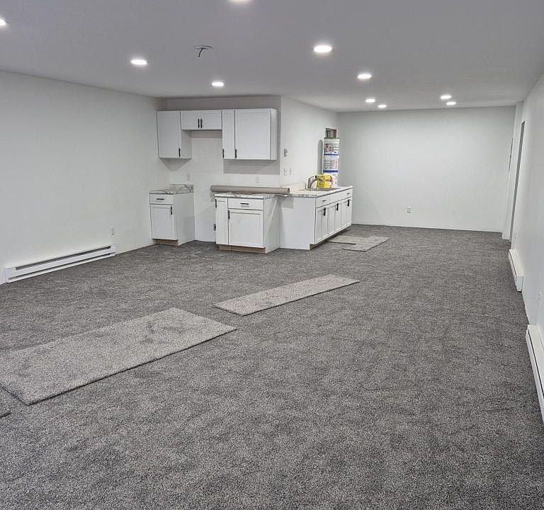2nd image of 226 W Franklin St