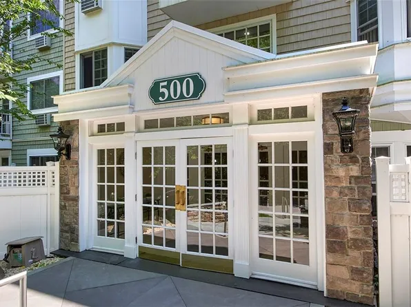 500 Pondside Drive #3H, White Plains, NY 10607