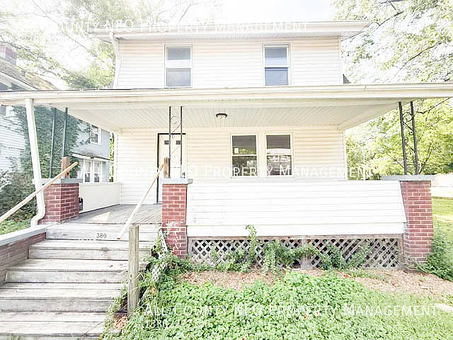 380 Noble Ave