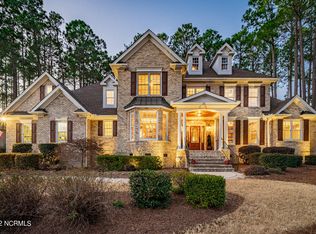 145 Eagle Point Ln, Southern Pines, NC 28387