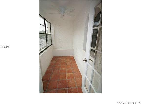 4th image of 934 Michigan Ave APT 309