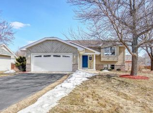 14444 Hollow Park Ln, Burnsville, MN 55306