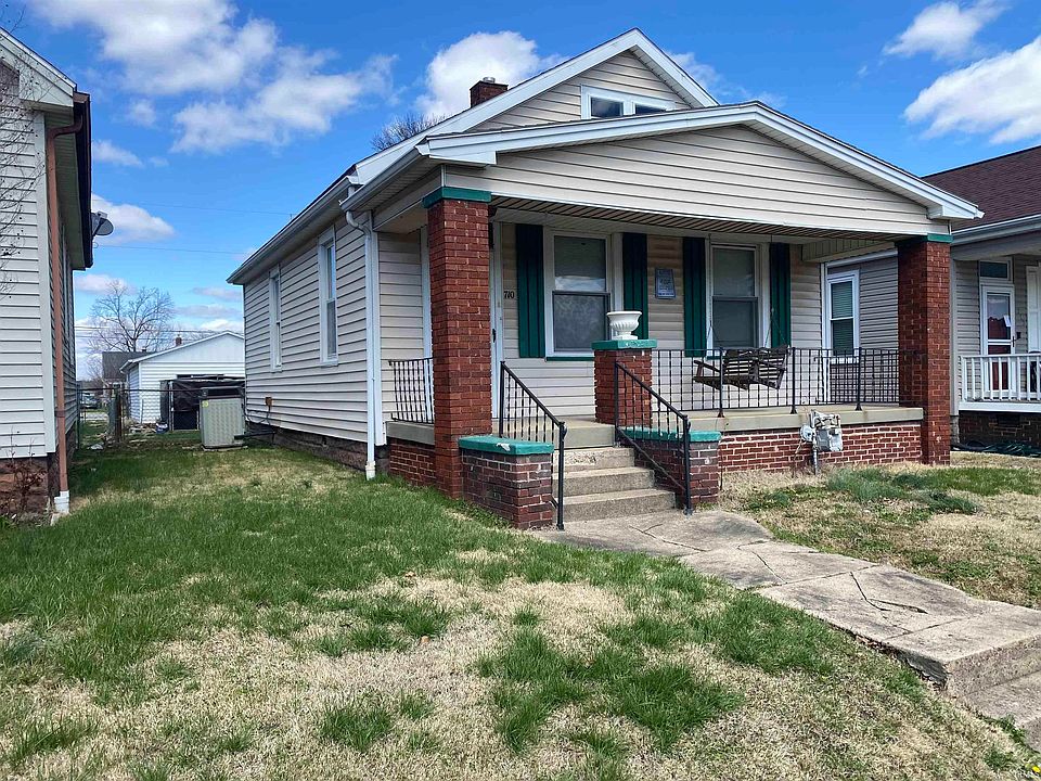 1st image of 710 Reis Ave