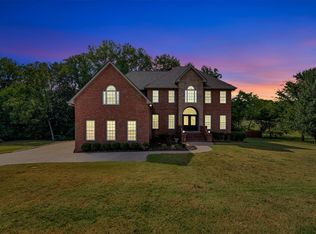 1033 Valleydale Ave, Cross Plains, TN 37049