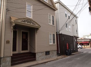 16 Pequot St #3, Providence, RI 02903